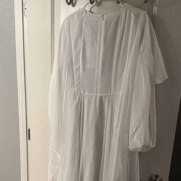 White Chiffon Veiled collection dress - Picture 4 of 4